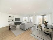 3 bedroom flat to rent