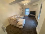 3 bedroom flat to rent