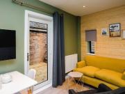 3 bedroom flat to rent