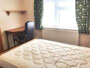 3 bedroom flat to rent