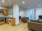 3 bedroom flat to rent