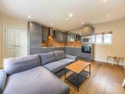 3 bedroom flat to rent