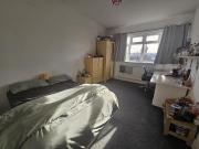 3 bedroom flat to rent