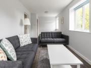 3 bedroom flat to rent