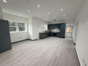 3 bedroom flat to rent