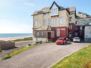 3 bedroom flat to rent