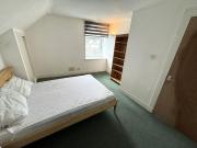 3 bedroom flat to rent