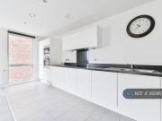 3 bedroom flat to rent