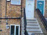 3 bedroom flat to rent