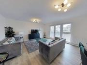 3 bedroom flat to rent