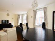 3 bedroom flat to rent