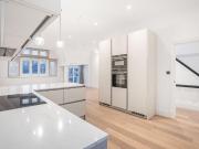 3 bedroom flat to rent