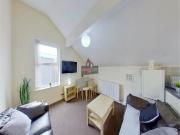 3 bedroom flat to rent