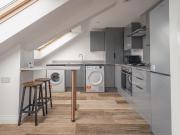 3 bedroom flat to rent