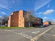 3 bedroom flat to rent