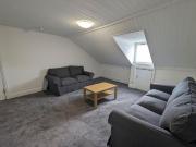 3 bedroom flat to rent