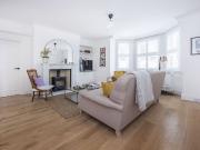 3 bedroom flat to rent