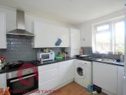 3 bedroom flat to rent