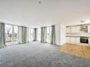 3 bedroom flat to rent 3 bedroom flat to rent