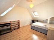 3 bedroom flat to rent