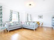 3 bedroom flat to rent