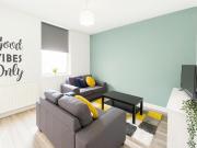 3 bedroom flat to rent