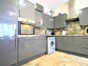 3 Bedroom Flat To Rent