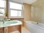 3 bedroom Flat to rent in Boydell Court, St John's...