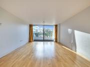 3 Bedroom Flat to Rent in Parliament View Apartments, 1...
