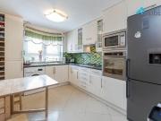 3 Bedroom Flat to Rent in SE1 with garden