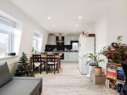 3 Bedroom Flat, Westferry DLR