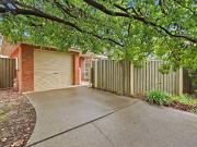 3 Bedroom freestanding townhouse