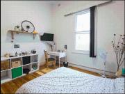 3 bedroom Fully Furnished Unit.for rent in StKilda East...