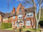 3 bedroom ground flat for sale