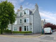 3 bedroom ground flat for sale