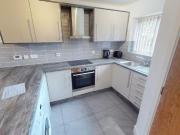 3 bedroom ground flat to rent