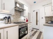 3 bedroom ground floor flat for rent in Brownhill Road,...