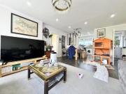 3 bedroom ground floor flat for rent in Estria Road,...