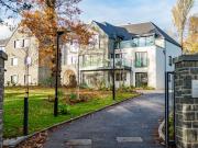 3 bedroom ground floor flat for sale in Flat 4, 9...