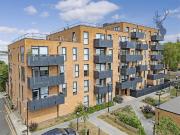 3 bedroom ground floor flat for sale in Lena Kennedy...