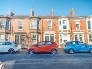 3 bedroom ground floor flat to rent