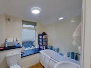 3 bedroom ground floor flat to rent