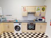 3 bedroom ground floor flat to rent