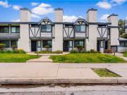 3 Bedroom Home for Rent at 19231 Sherman Way, Los...