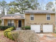 3 Bedroom Home for Rent at 2465 Fairway Circle...