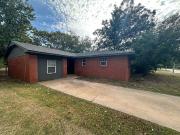 3 Bedroom Home for Rent at 8204 North Harvey Place,...
