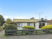 3 Bedroom home in Newborough