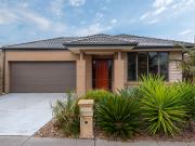 3 Bedroom home located in the heart of Craigieburn !