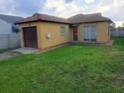 3 bedroom house available for rent i.