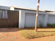 3 bedroom house available for rent i.